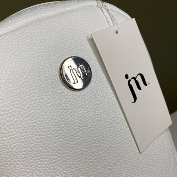 NWT Jessica Moore Exquisite Mini Backpack In White - Picture 2 of 7